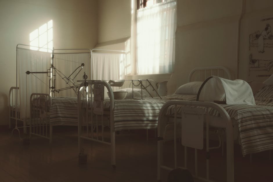 Hospital alcohol detox unit room